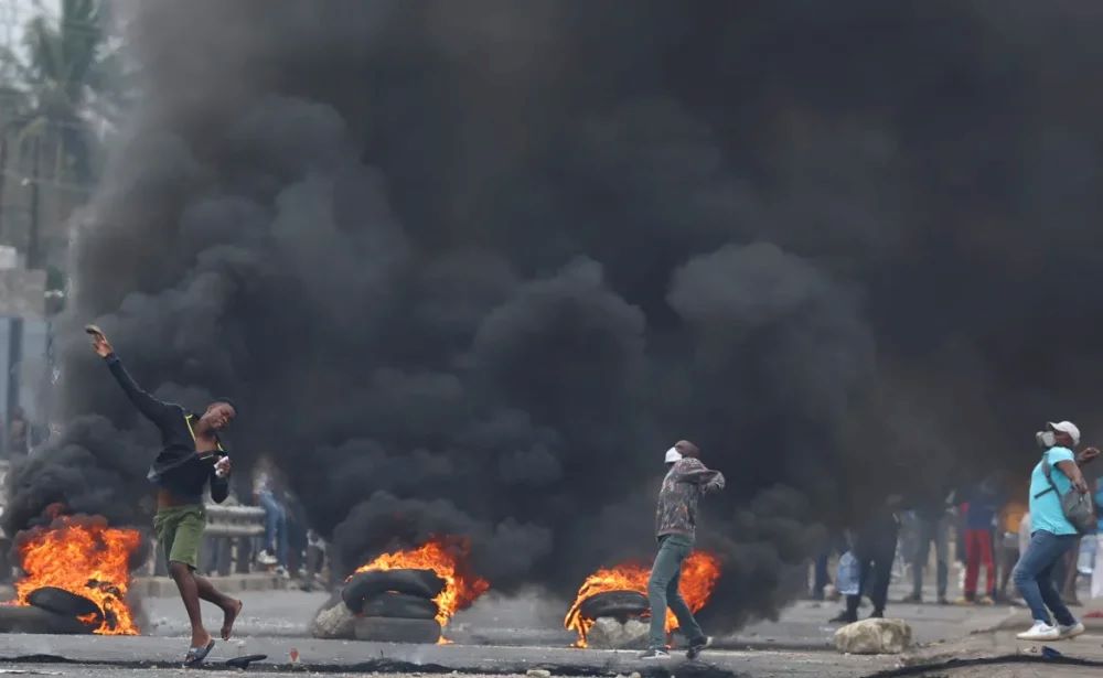 Maputo protests have disrupted local businesses, including those owned by Rwandans selling food and beverages.