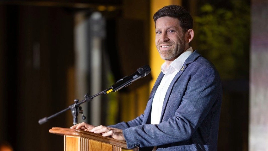 South Africa’s Department of International Relations and Cooperation (DIRCO) on Friday declared Israeli Charge d’Affaires Ariel Seidman persona non grata and ordered him to leave the country within 72 hours.