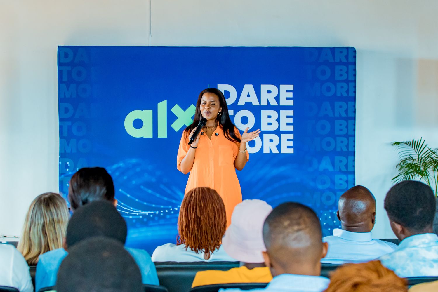 Nimie Chaylone, General Manager of ALX Rwanda and Kenya, underscored the importance of the visit, highlighting its alignment with ALX’s mission to develop world-class tech talent across the continent.