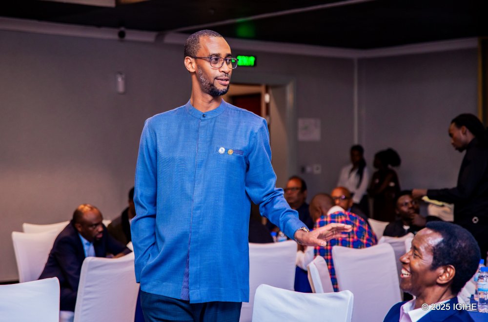 Members of other Rotary Clubs in Rwanda were also present at the ceremony.