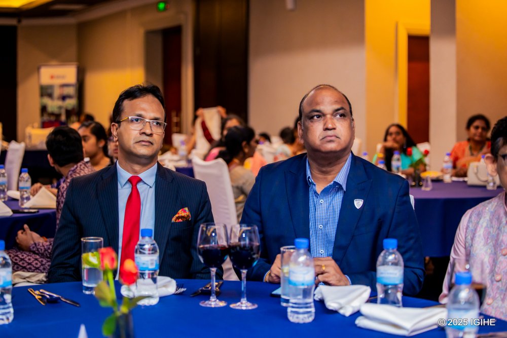 The Indian Ambassador to Rwanda, Shri Mridu Pawan Das, alongside Srinath Vardineni, the former president of Rotary Club Kigali Cosmopolitan.