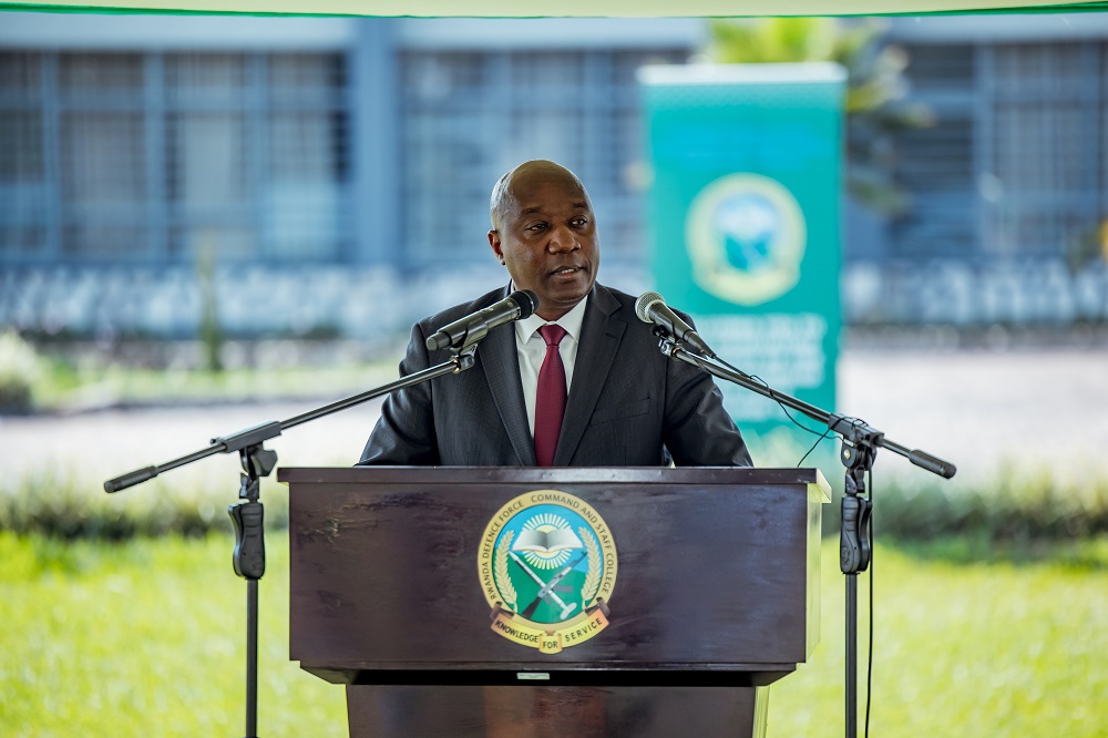 Dr. Ngirente, underscored the pivotal role the Rwanda Defence Force Command and Staff College plays in preparing leaders to navigate today’s complex security environment.