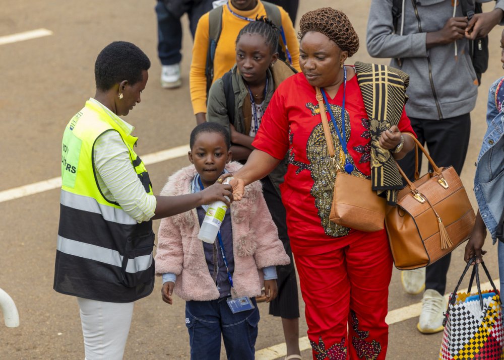 Upon arriving in Rwanda, the UN covered the cost of their accommodation.