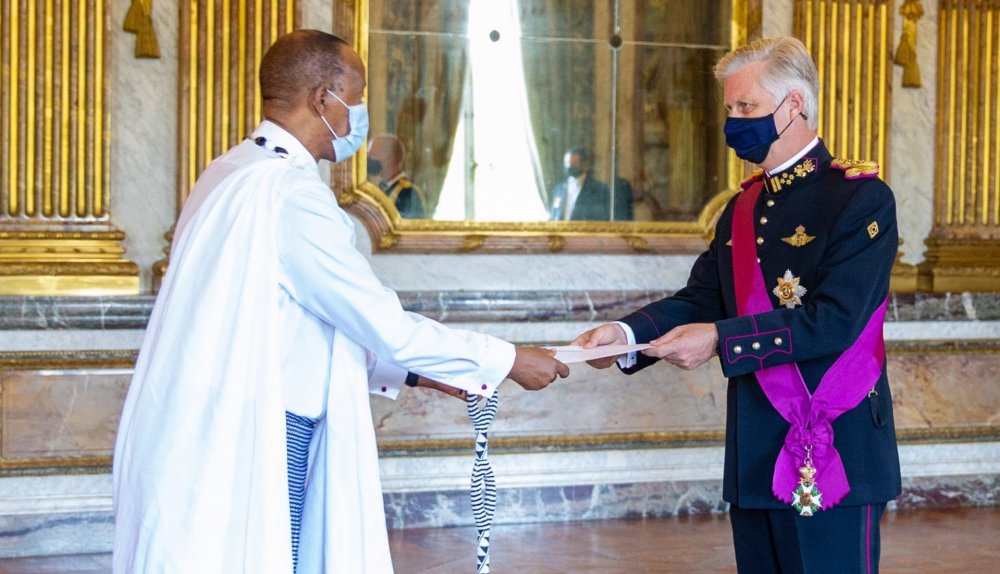 Ambassador Dr. Sebashongore and the Belgian King Philippe Léopold Louis Marie held a conversation mainly centered on relations between the two countries