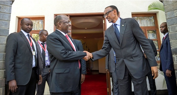 President Kagame was welcomed by his fellow John Pombe Magufuli when he attended the summit of East African Community in March,2016  