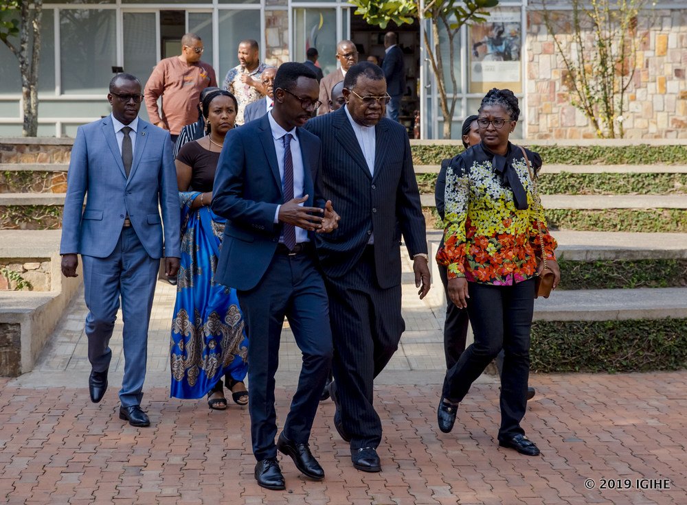 The President of Namibia, Hage Geingob and First Lady Monica Geingos yesterday visited Kigali Genocide Memorial in Gisozi
