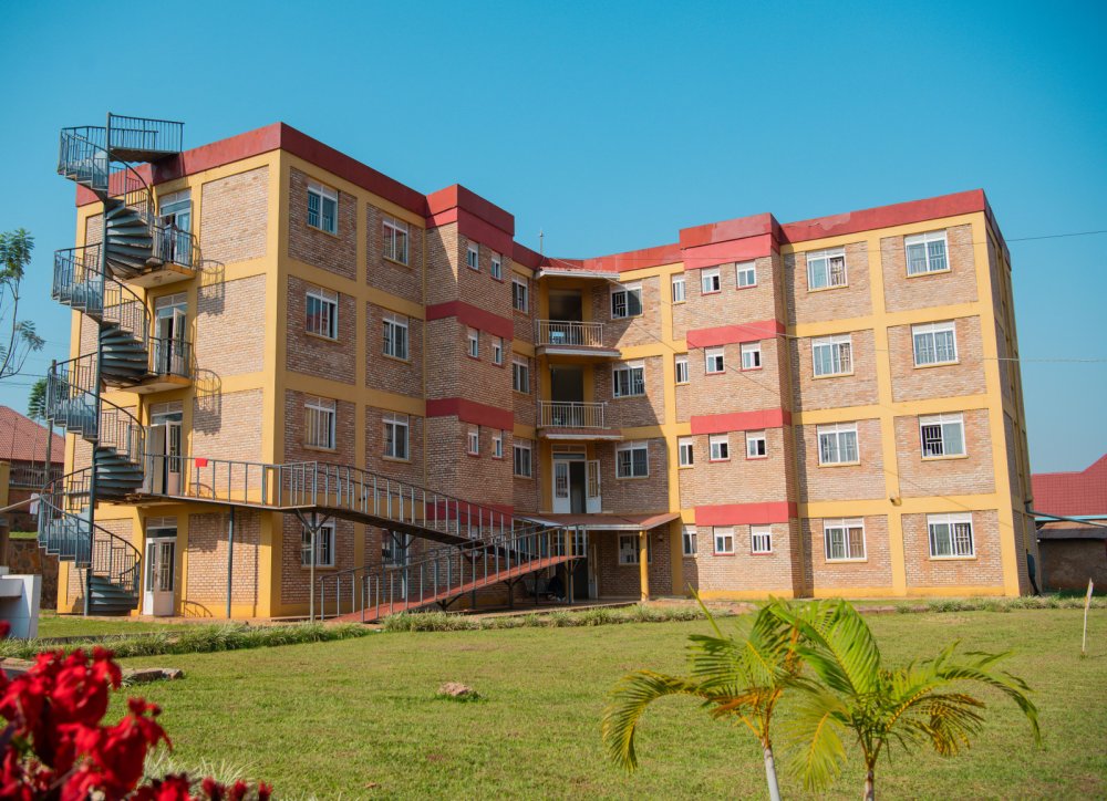 Archbishop Mbanda mentioned that EACC's initial goal was to have between 4,000 and 6,000 students by 2026, and they are already on track to reach 4,000 students.