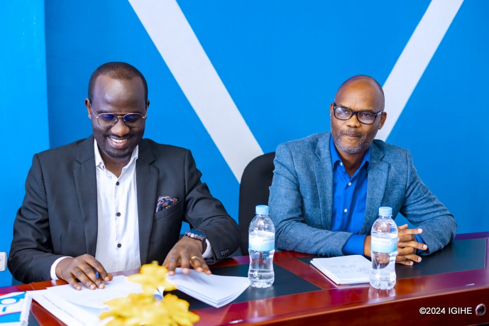 The CEO of Jali Finance, Felix Nkundimana (left) and Amon Munyaneza who invested in Koi Pay.