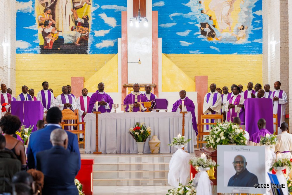 The requiem mass was led by the Archbishop of Kigali, Cardinal Antoine Kambanda, at Rulindo Catholic Parish.