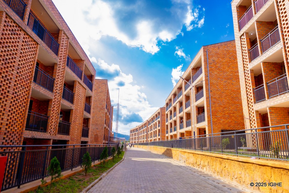 The houses are built with modern design and quality.