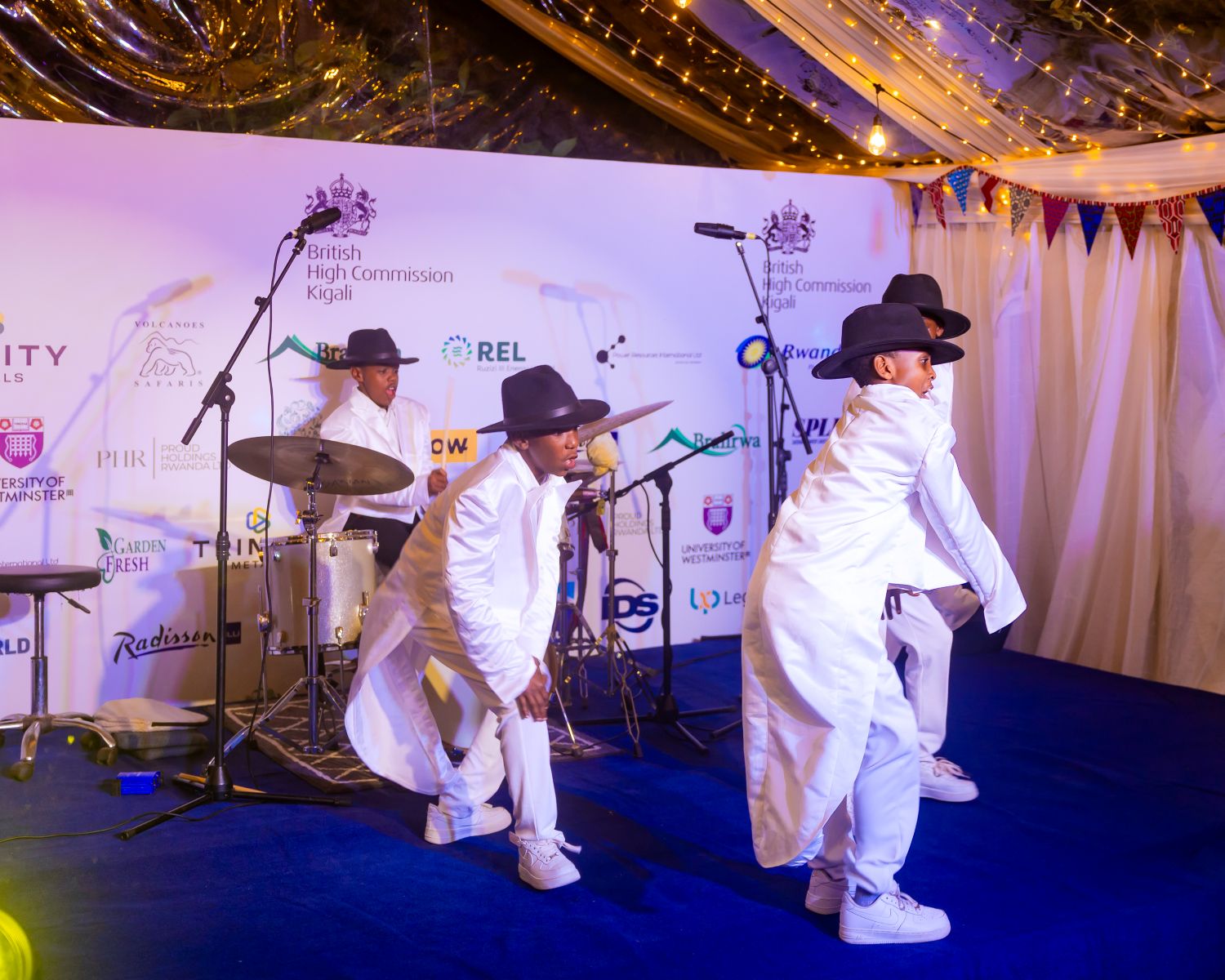 Kids from the Shelley Silver Foundation entertained the guests with their energetic and coordinated dance moves.