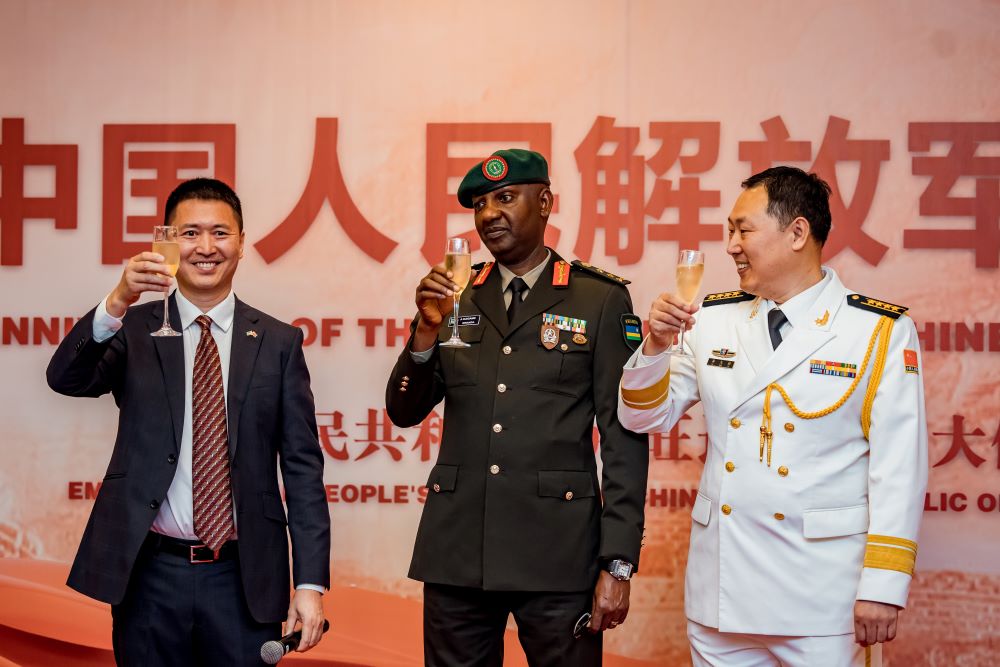 Chinese Ambassador to Rwanda, Gao Wenqi, joined Maj Gen Alex Kagame and Senior Navy Captain Li Dayi in a toast celebrating the enduring friendship between Rwanda and China.