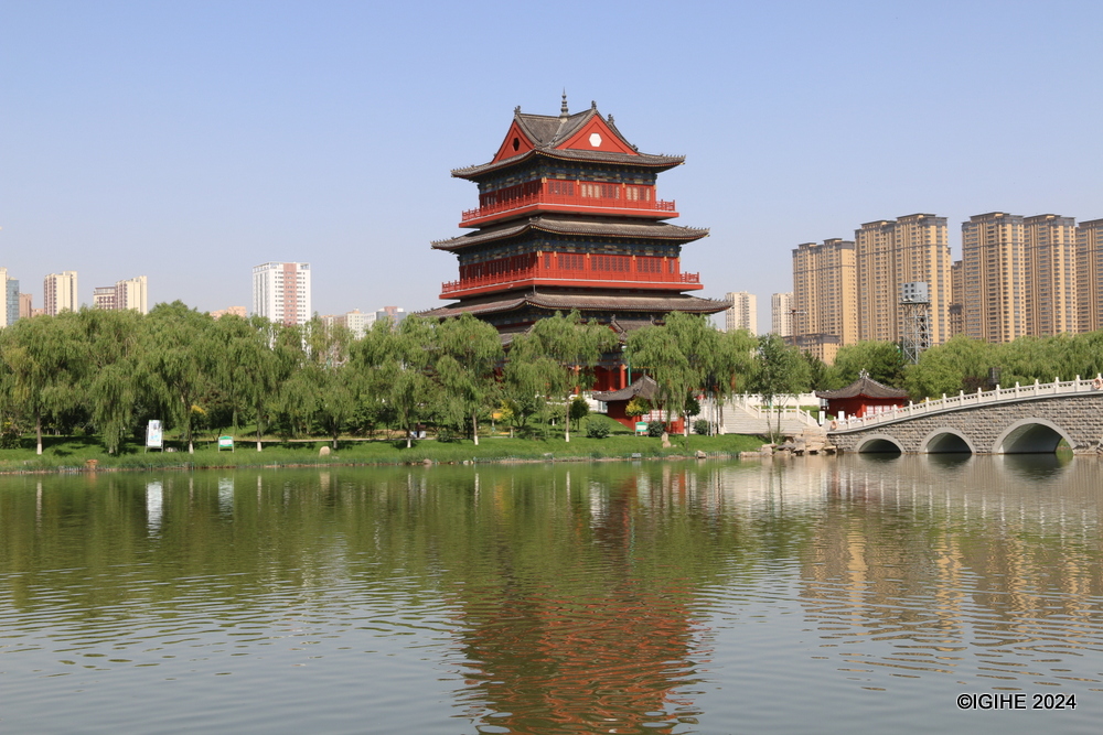This green lung provides a much-needed respite from the urban hustle and bustle, promoting a sustainable urban environment.