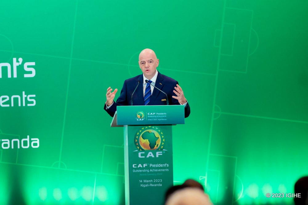 The President of FIFA, Gianni Infantino hailed President Kagame as an outstanding personality sports development.