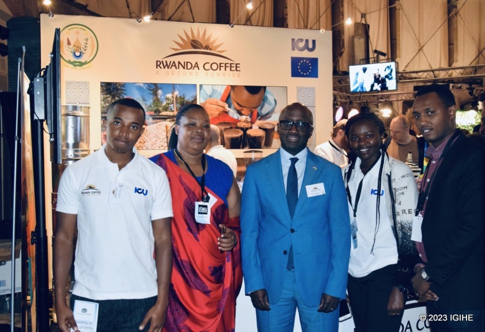 Amb. Nduhungirehe with Rwandans participating in the Amsterdam Coffee Festival. 