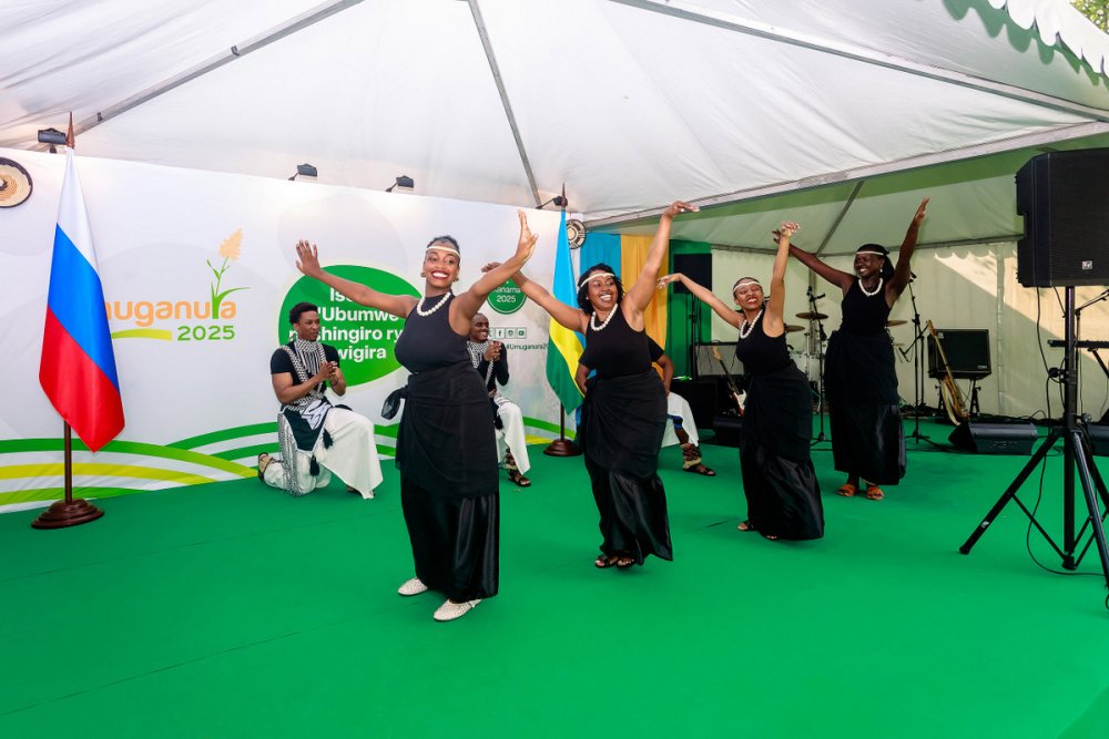 The event also featured Rwandan traditional performances.
