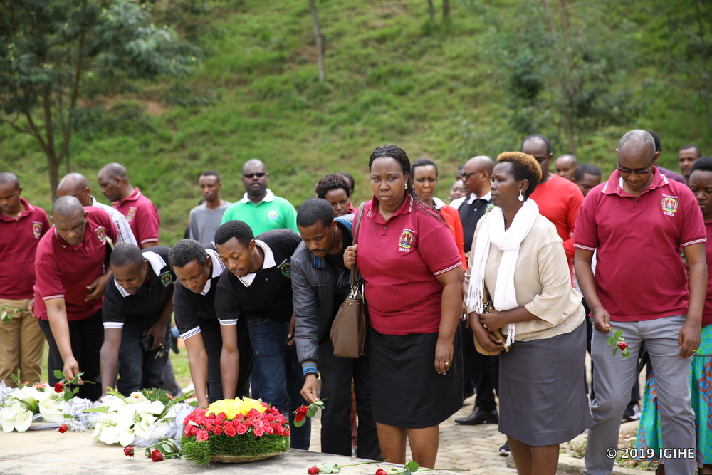 The staff of RPPA visited Kabgayi genocide memorial where they laid wreaths on graves in honor of victims of the 1994 Genocide against the Tutsi