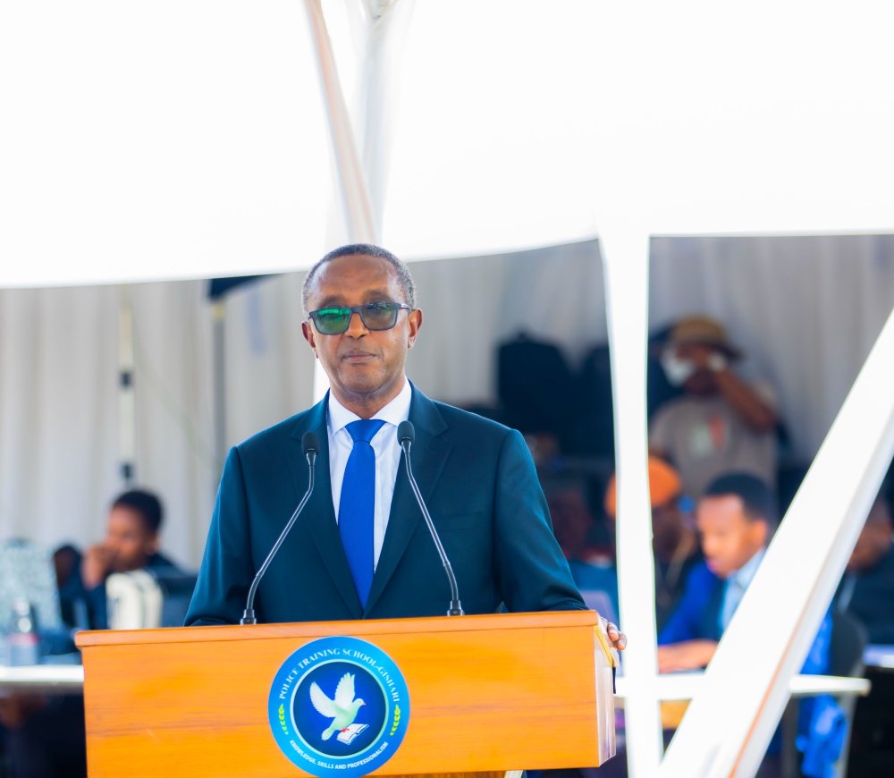 The Minister of Interior, Dr. Vincent Biruta, urged the new police officers to exercise high level of discipline and prioritize the welfare of citizens.