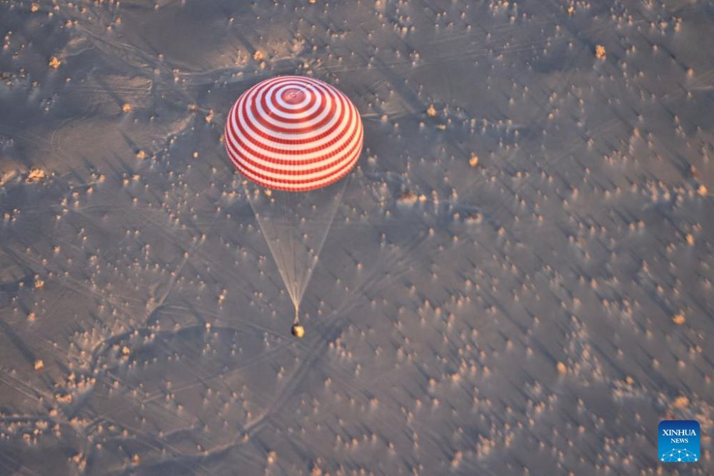 The return capsule of the Shenzhou-16 manned spaceship touches down at the Dongfeng landing site in north China's Inner Mongolia Autonomous Region Oct. 31, 2023. The return capsule of the Shenzhou-16 manned spaceship, carrying astronauts Jing Haipeng, Zhu Yangzhu and Gui Haichao, touched down at the Dongfeng landing site in north China's Inner Mongolia Autonomous Region on Tuesday. (Xinhua/Li Gang)