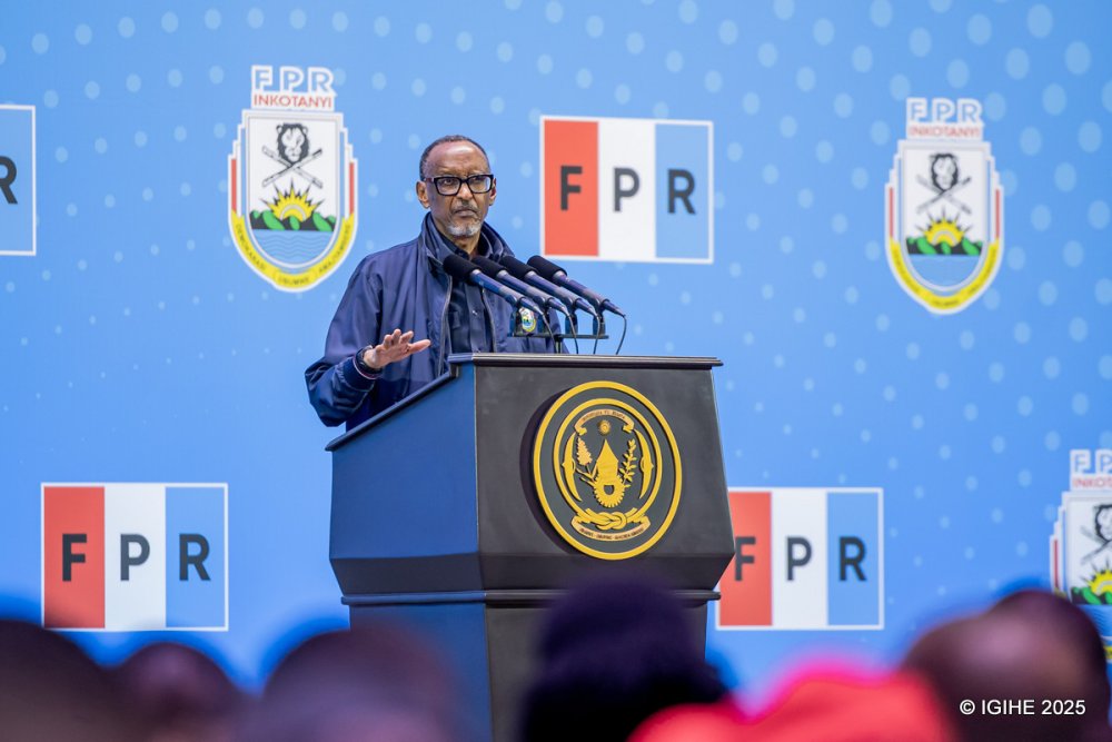 President Paul Kagame has expressed his gratitude to Rwandans from various sectors for their contribution to the country’s development, particularly highlighting the efforts of the security forces and citizens who continue to uphold national unity.