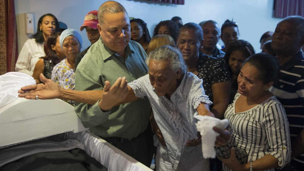 Family and friends mourn journalists Luis Manuel Medina and Luis Martinez, announcer and director of the radio station FM 103.5 
