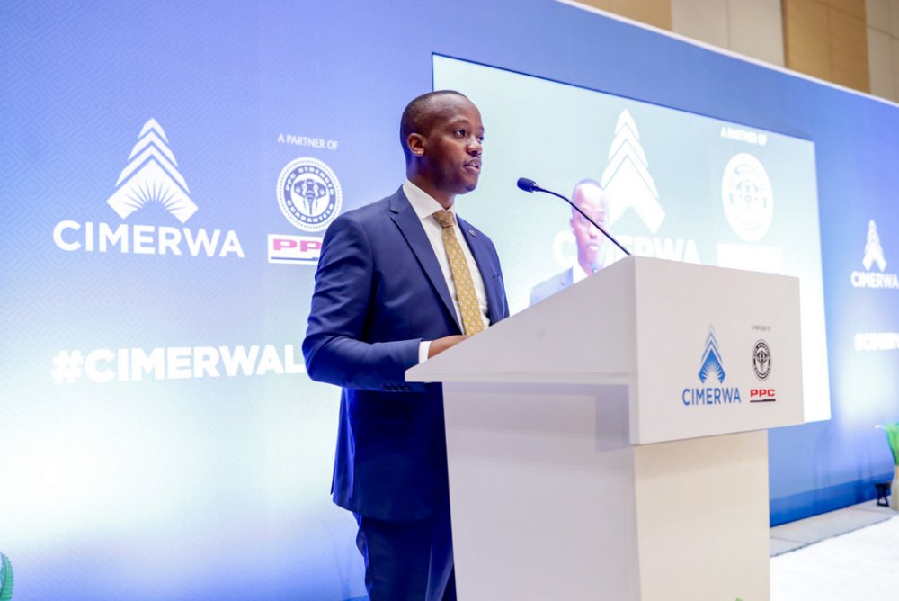 Regis Rugemanshuro, director-general of Cimerwa Plc, said that going to the stock market is an opportunity for investors who want to invest in the company.