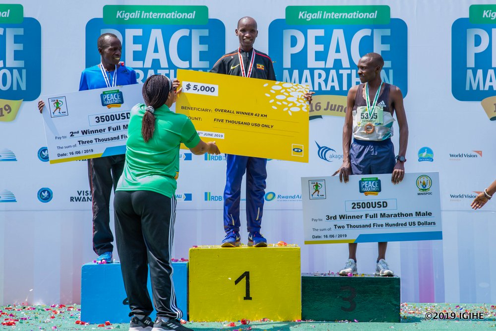 Philip Kiplimo from Uganda won 42 km run in men category