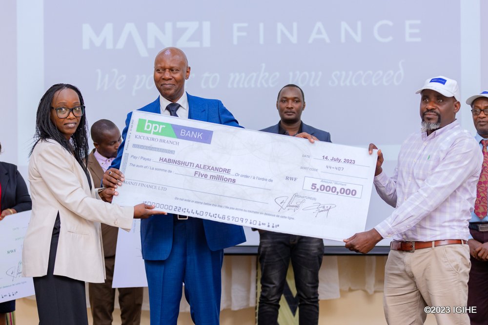 During the recent launch of Imanzi Finance, five SMEs secured loans of Rwf5 million each, totaling Rwf25 million.