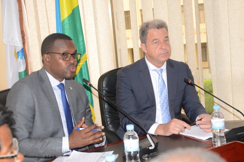 Rwanda Prosecutor General, Jean Bosco Mutangana has said that lack of political will on Burundi side stalls the process of rendering justice to victims killed Burundians by during the 1994 Genocide against the Tutsi 