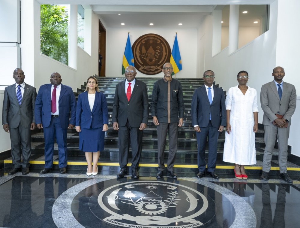 The meeting was a part of the official tour undertaken by the Cuban delegation across various African countries.