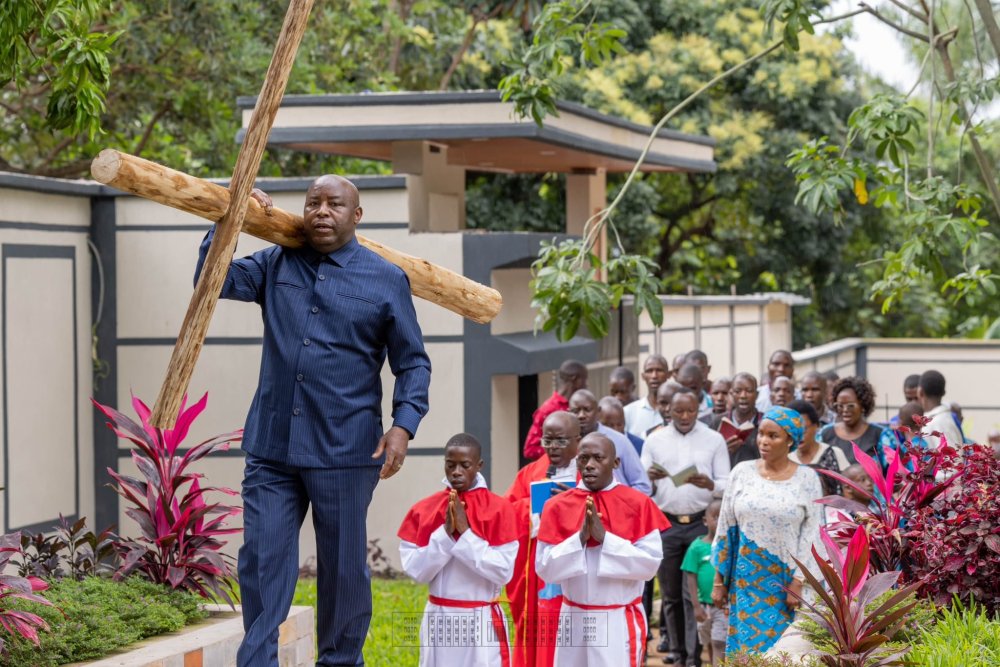 President Évariste Ndayishimiye of Burundi participated in the “stations of the cross” a Christian tradition reflecting on the suffering of Jesus Christ.