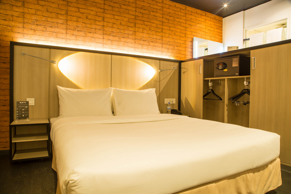 One of Onomo Hotel Kigali’s 99 modern and comfortable rooms