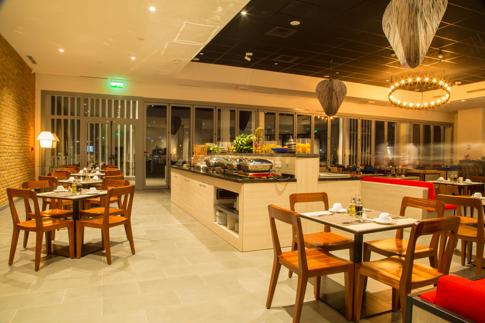 The dining area at Onomo Hotel Kigali