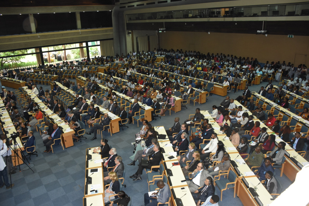 Hundreds of Rwandans and friends, diplomatic corps and the United Nations Staff yesterday gathered at United Nations headquarters in Nairobi, Kenya to honor victims of the 1994 Genocide Against the Tutsi.