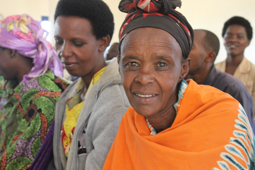 One of the refugee entrepreneurs graduates