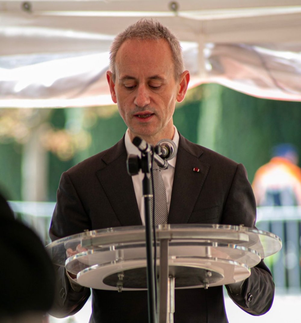 Jeroen COOREMAN, representing the Belgian Government as a senior official in the Ministry of Foreign Affairs, delivering remarks. 
