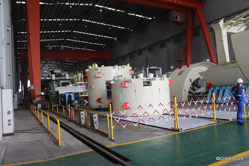 CCCC Tianhe's array of industry awards, reflect recognition of their leading role in the advancement of tunnel excavation equipment.