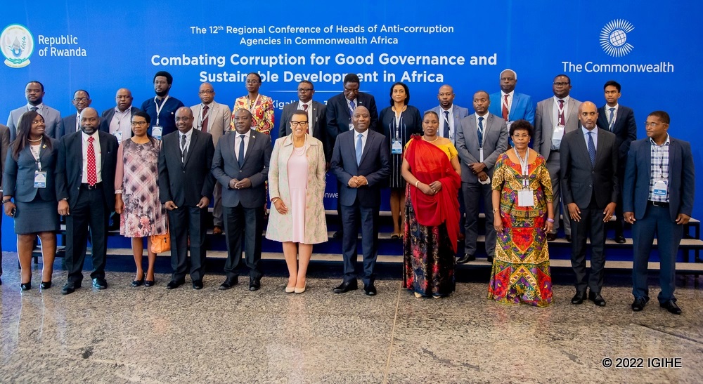 Participating delegates in a group photo.