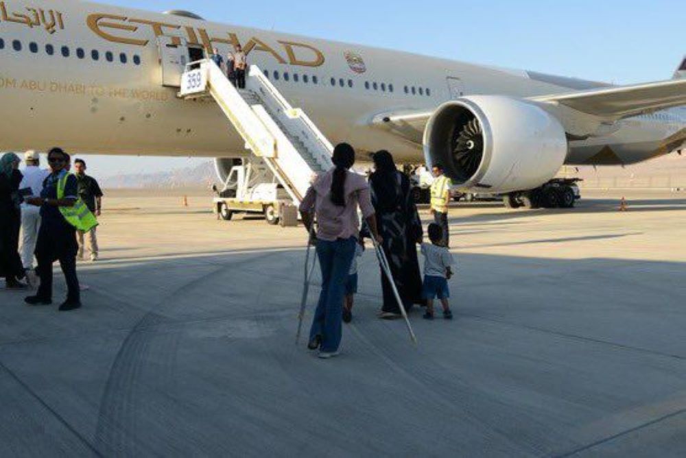 To date, the UAE has provided over 40,000 tonnes of crucial aid, including food, relief, and medical items, through 8 aid ships, 337 flights, 50 airdrops, and 1,271 trucks. 