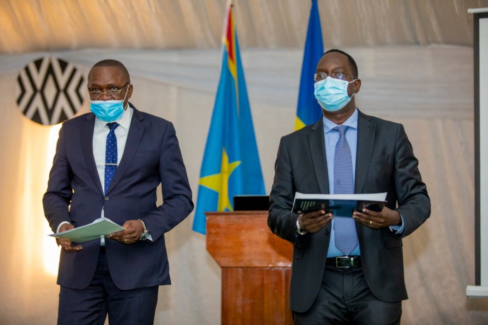 Officials from both sides noted that the bilateral meeting was made possible thanks to the political will by heads of state of the two countries.