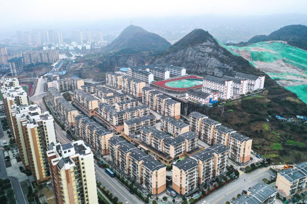 Aerial photo taken on Jan. 30, 2022 shows a relocation site for poverty alleviation in Kaili, southwest China's Guizhou Province. (Xinhua/Yang Wenbin)