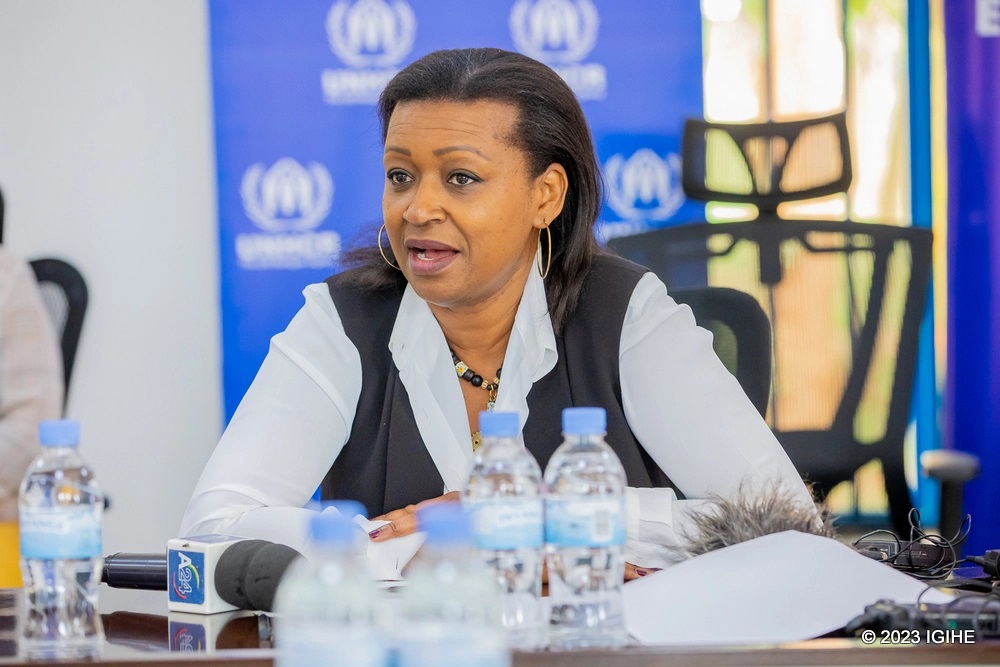 UNHCR Rwanda Representative, Aissatou Ndiaye during discussions bringing together concerned parties.  