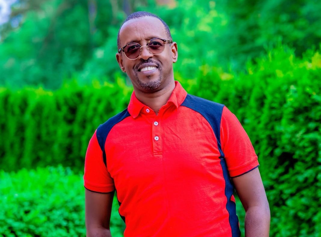 Rwandan tennis professional Thierry Ntwali has been awarded the International Trailblazer Award at the prestigious Tennis Black List Awards held at The Queen’s Club in London on June 11, 2025.