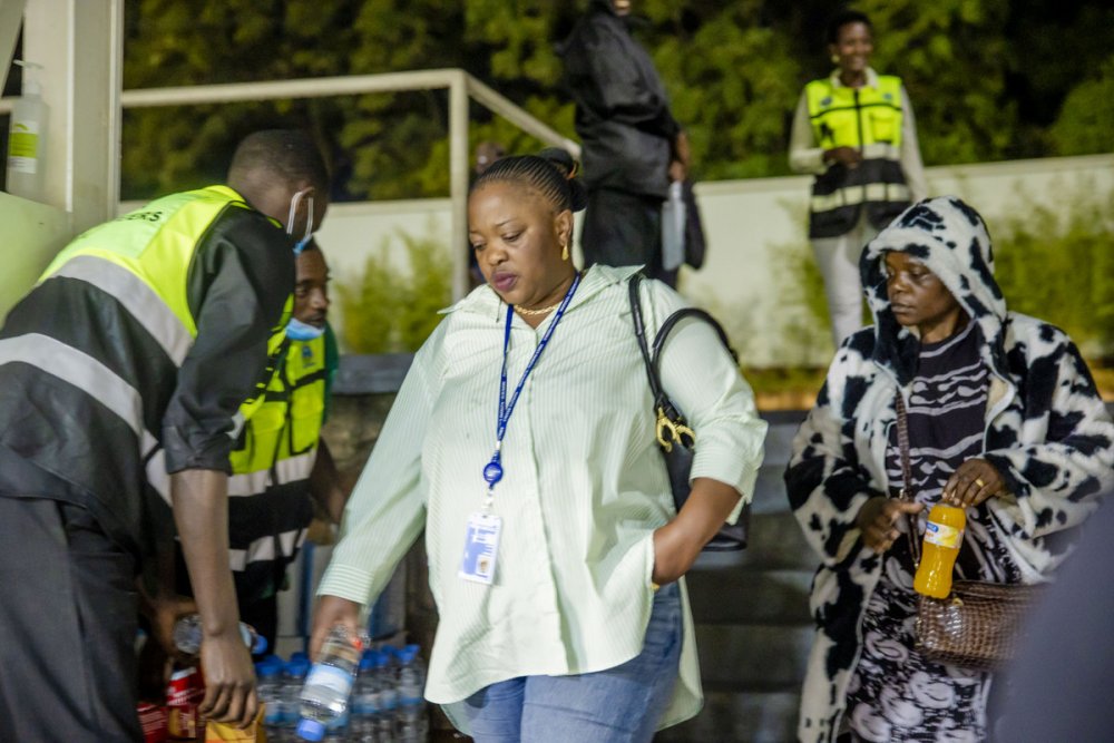 The UN personnel requested that Rwanda provide a route through the Grande Barrière border to help them escape and save their lives.