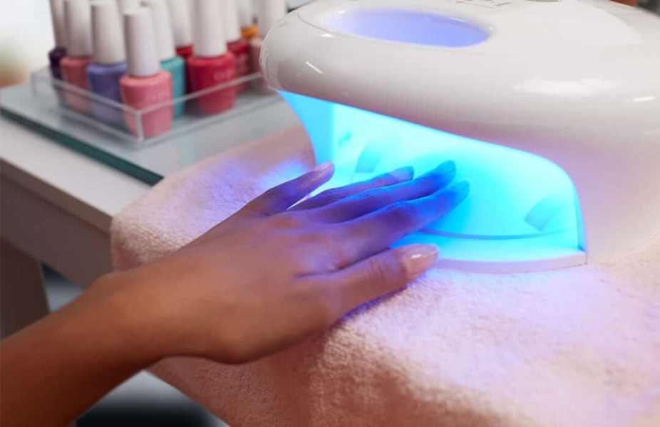 Research indicates that prolonged use of UV machines can lead to DNA damage and mutations in human cells, possibly increasing the risk of skin cancer. Net Photo