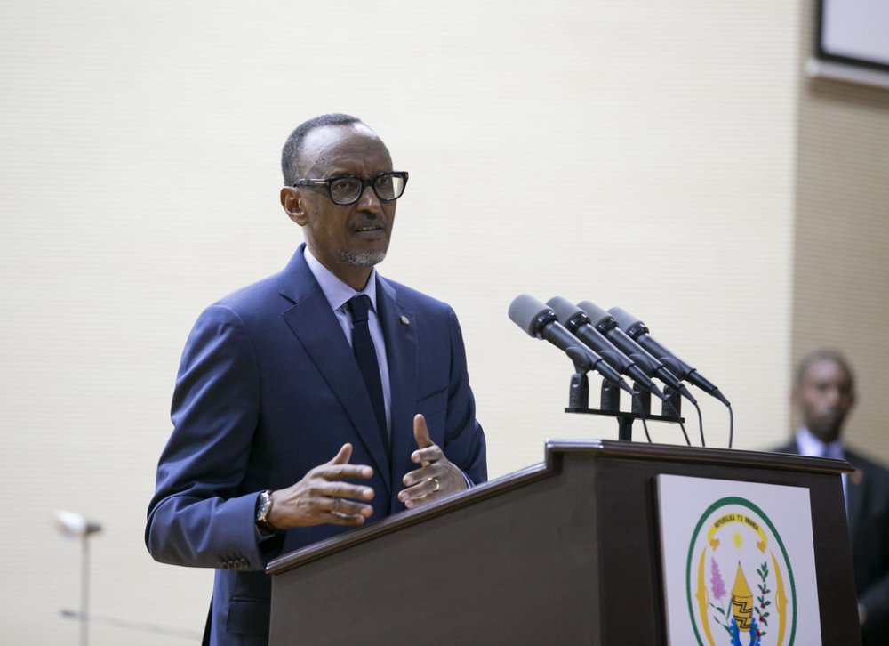 Kagame speaks to leaders