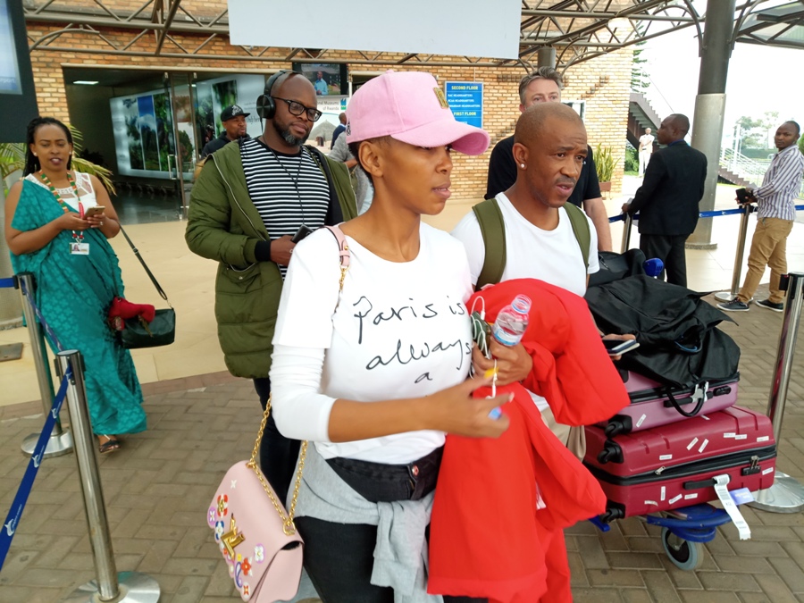 South African Musicians Theo Kgosinkwe and Nhlanhla Nciza, commonly known under the duo name of Mafikizolo have arrived in Kigali for Kwita Izina Gala Dinner
