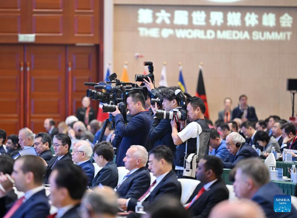 The summit delved into how the role of the media is evolving in the face of this technological revolution.