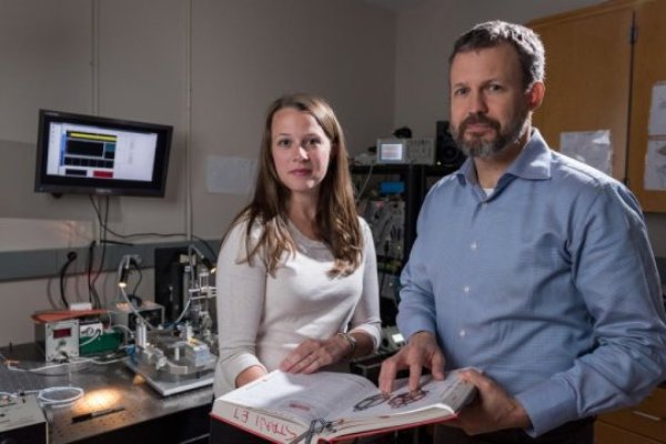 Using optogenetics and other technology, researchers have for the first time precisely manipulated bursting activity of cells in the thalamus, tying it to the sense of touch. Shown are Georgia Tech graduate student Clarissa Whitmire and Georgia Tech professor Garrett Stanley.