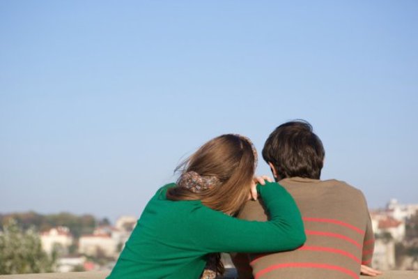 The research also found that Americans are not generally an unhappy people. On a scale from 1 to 10, they hover in the 8 to 10 range, compared with, for example, France, where people tend to rate their levels from 5 to 7.